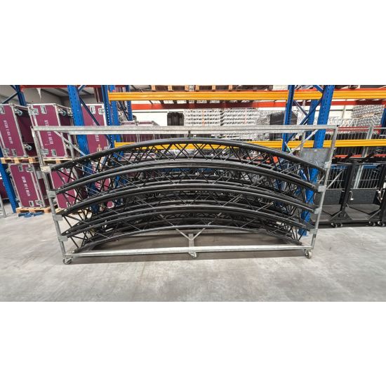 Used | Protruss | H30V square black circle Ø 9,00m (8 cuts)