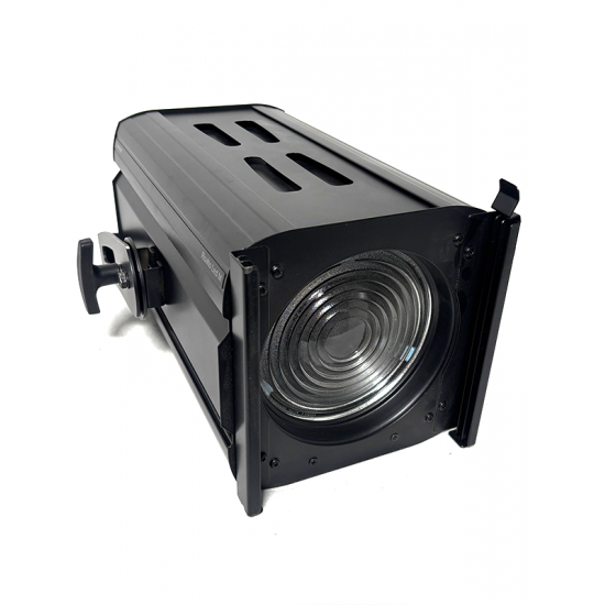Used | Coemar - Resalto LED M Daylight (incl. barndoor)
