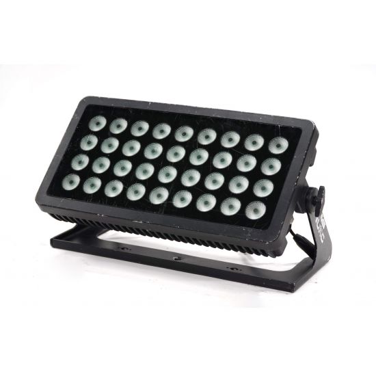 Used | URC - Citywash 300 LED Wash RGBW, 45°