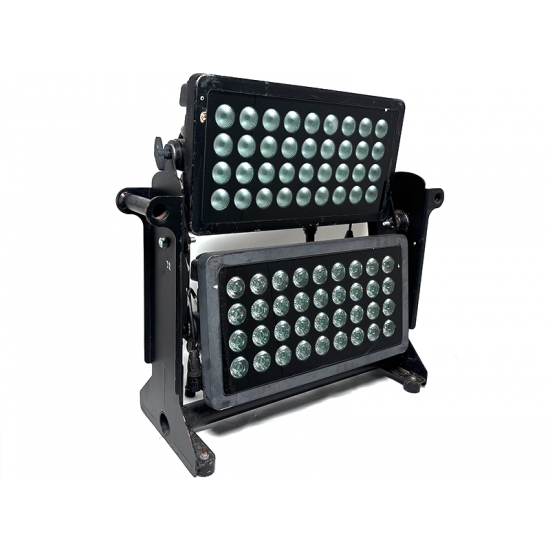 Used | URC - Citywash 300 Dual LED Wash (incl. frame & FC)