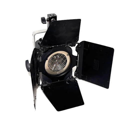 Used | Strand | Mizar 500W Fresnel