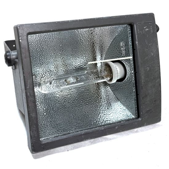 Used | Gewiss | Titano Floodlight 400W White 4000K HQI Sym