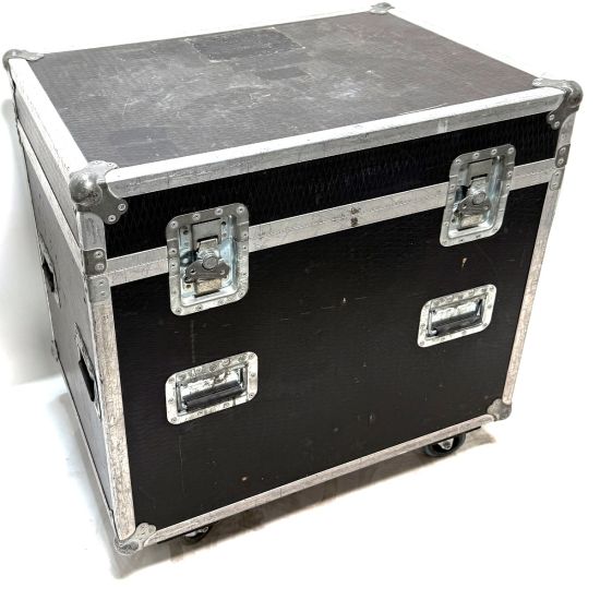 Used | Flightcase for 24x PAR36 DWE Ashtray